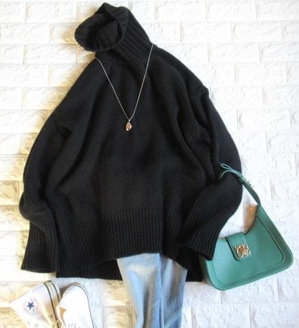 トゥモローランド ギャルリーヴィー 定価3万ファインウールタートルニット 黒