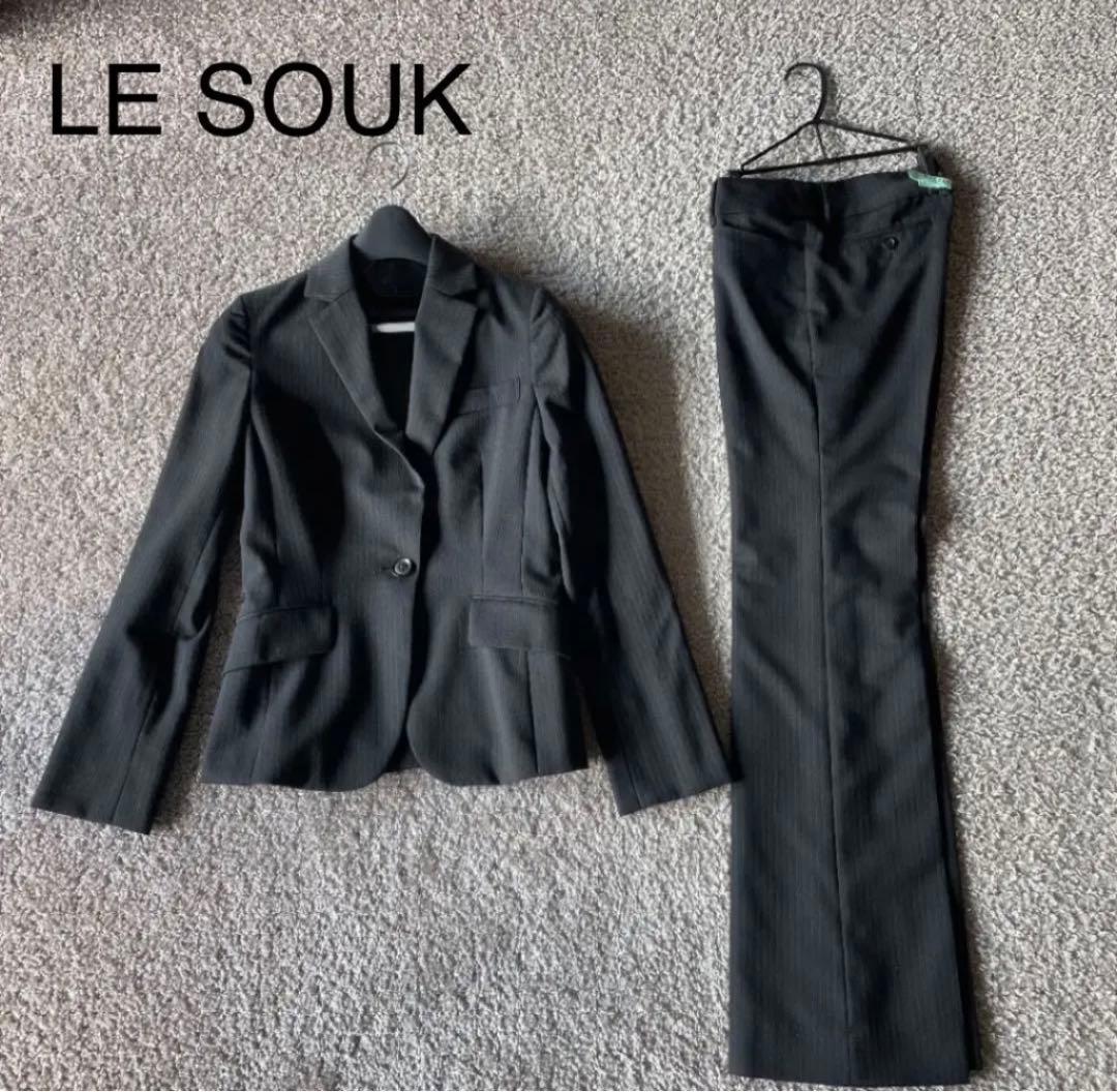 美品　LE SOUK ルスーク ＊ パンツスーツ 38 黒 ストライプ