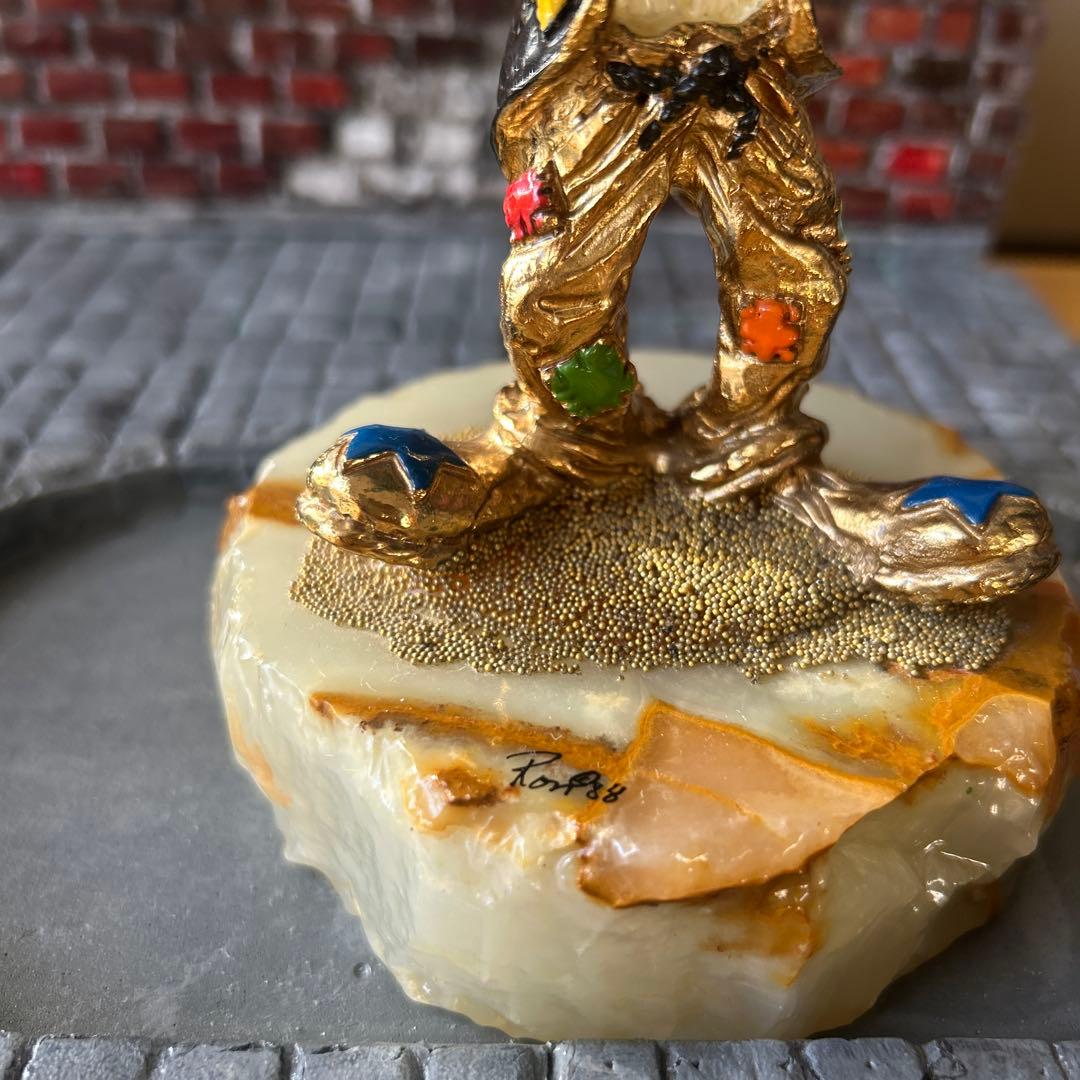 ロンリー置き物