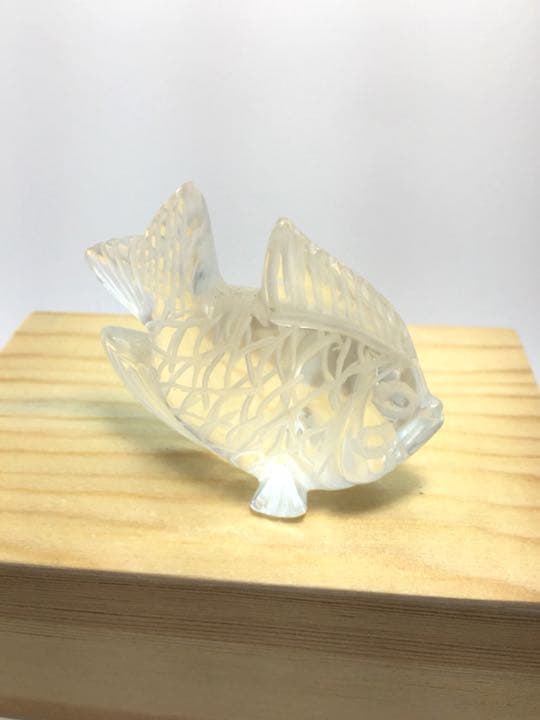 魚 天然水晶 クォーツ 彫刻 動物 クリスタル 鑑定 金魚 ソーティング付き