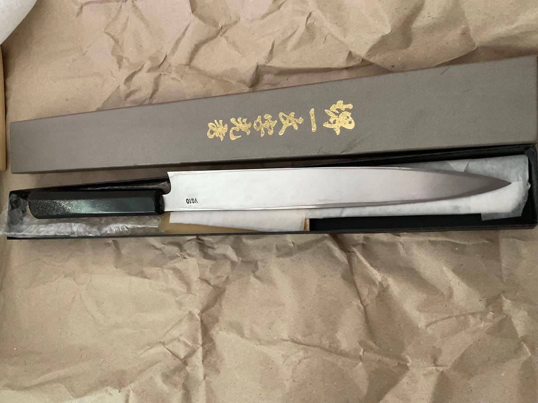 堺一文字光秀　煌 V金10号 鏡面　漆塗り錫ちらし柄 柳刃包丁240mm　サヤ付