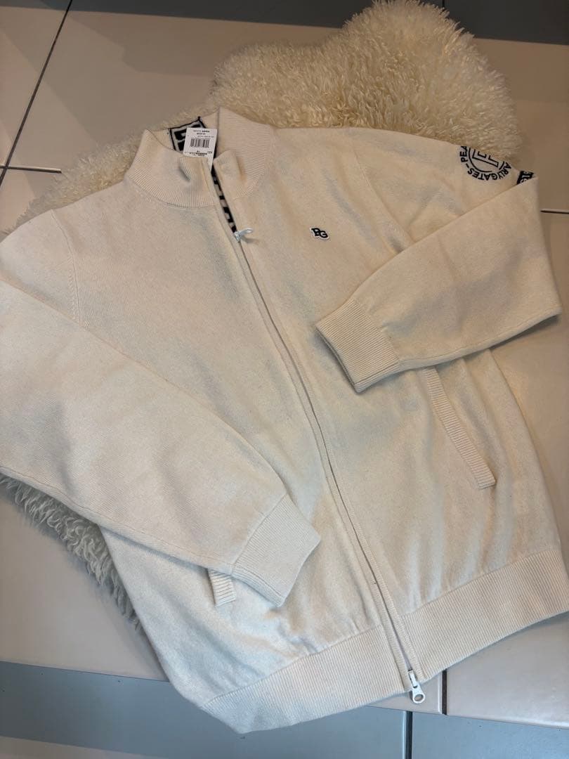 パーリ-ゲイツ　カシミヤ100%ニット　サイズ4　新品　白¥49500