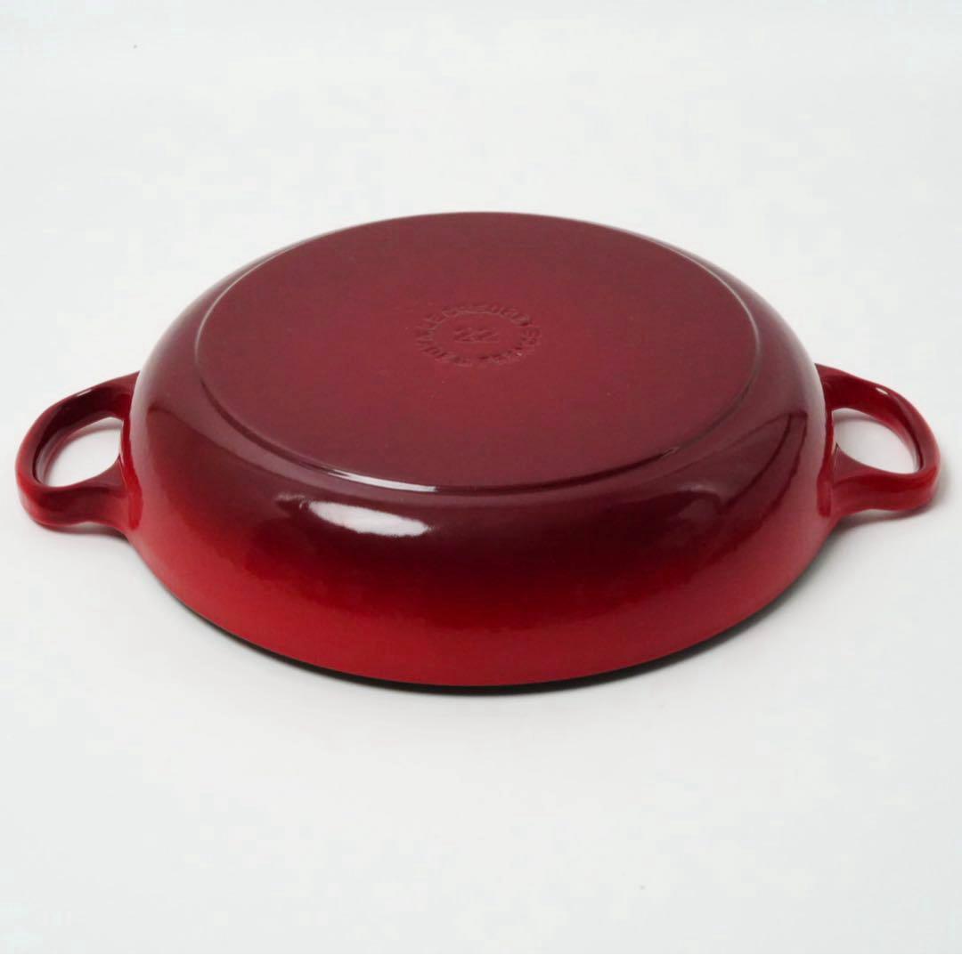 【美品】LE CREUSET　ビュッフェキャセロール　チェリーレッド　22cm