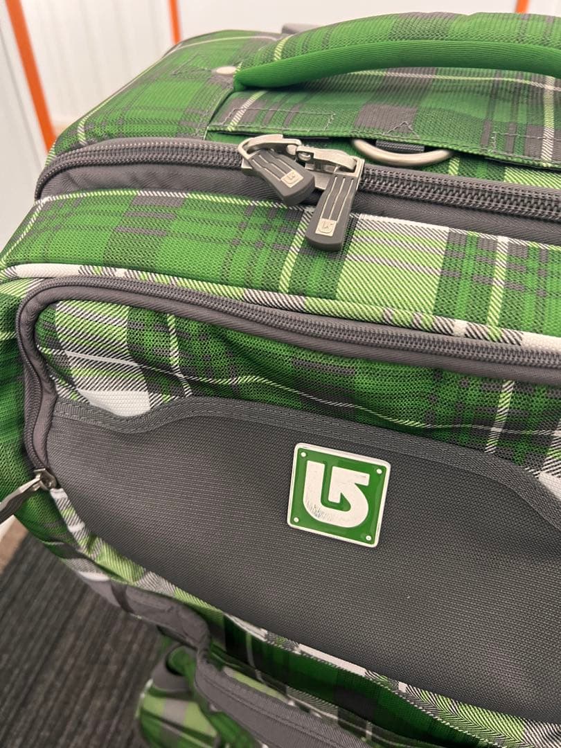 希少！BURTON トラベルキャリーバッグ グリーンチェック柄旅行スーツケース