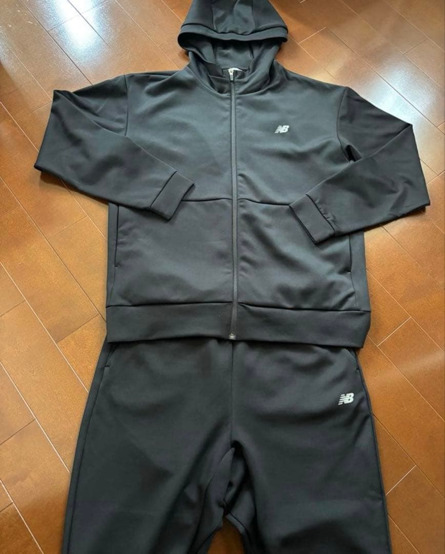 coco　New Balance XL ジャージ上下セット 黒