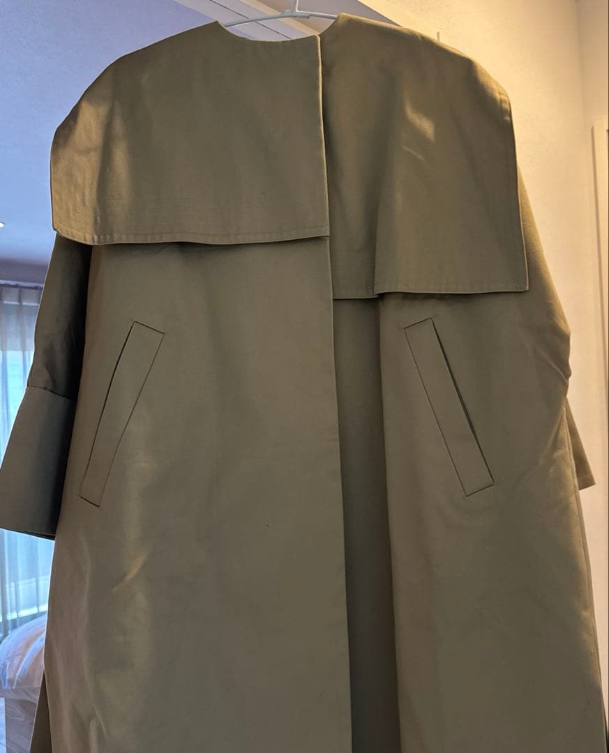 ella⭐︎トレンチコート