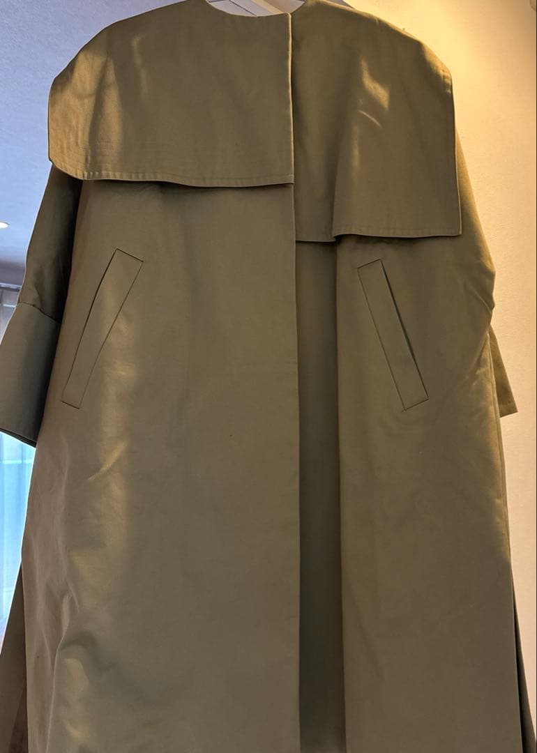 ella⭐︎トレンチコート