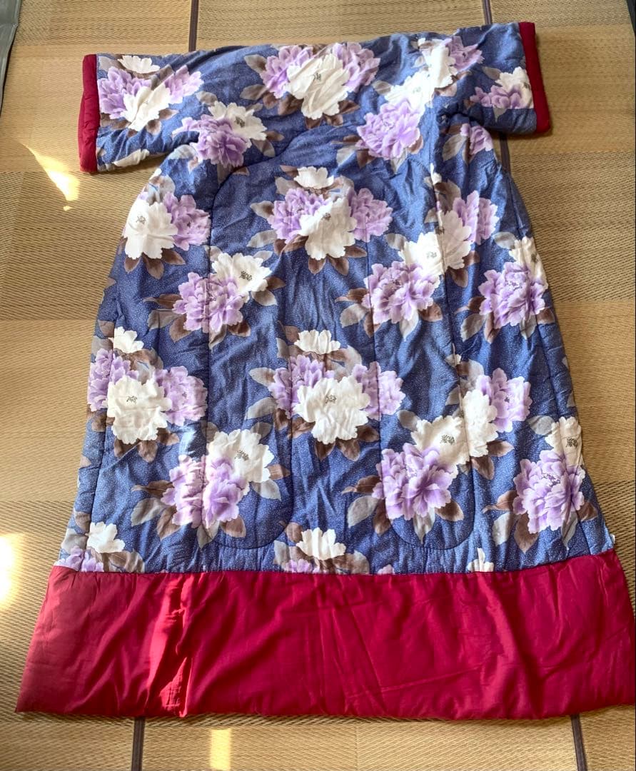 【昭和レトロ】 かいまき布団 掻巻 花柄 鮮やか 和模様 赤 紺 京都 日本製①