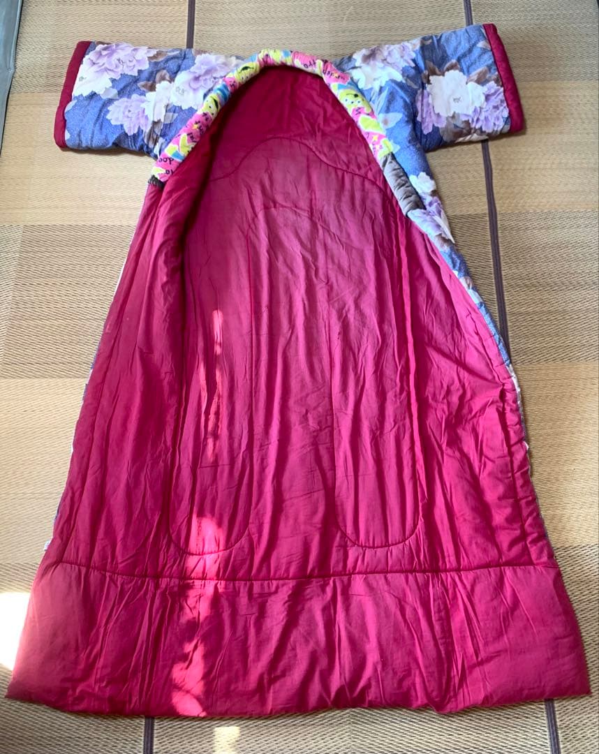 【昭和レトロ】 かいまき布団 掻巻 花柄 鮮やか 和模様 赤 紺 京都 日本製①