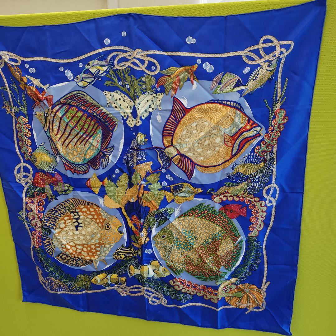 最終お値下げ　エルメス　 魚デザイン シルク スカーフ