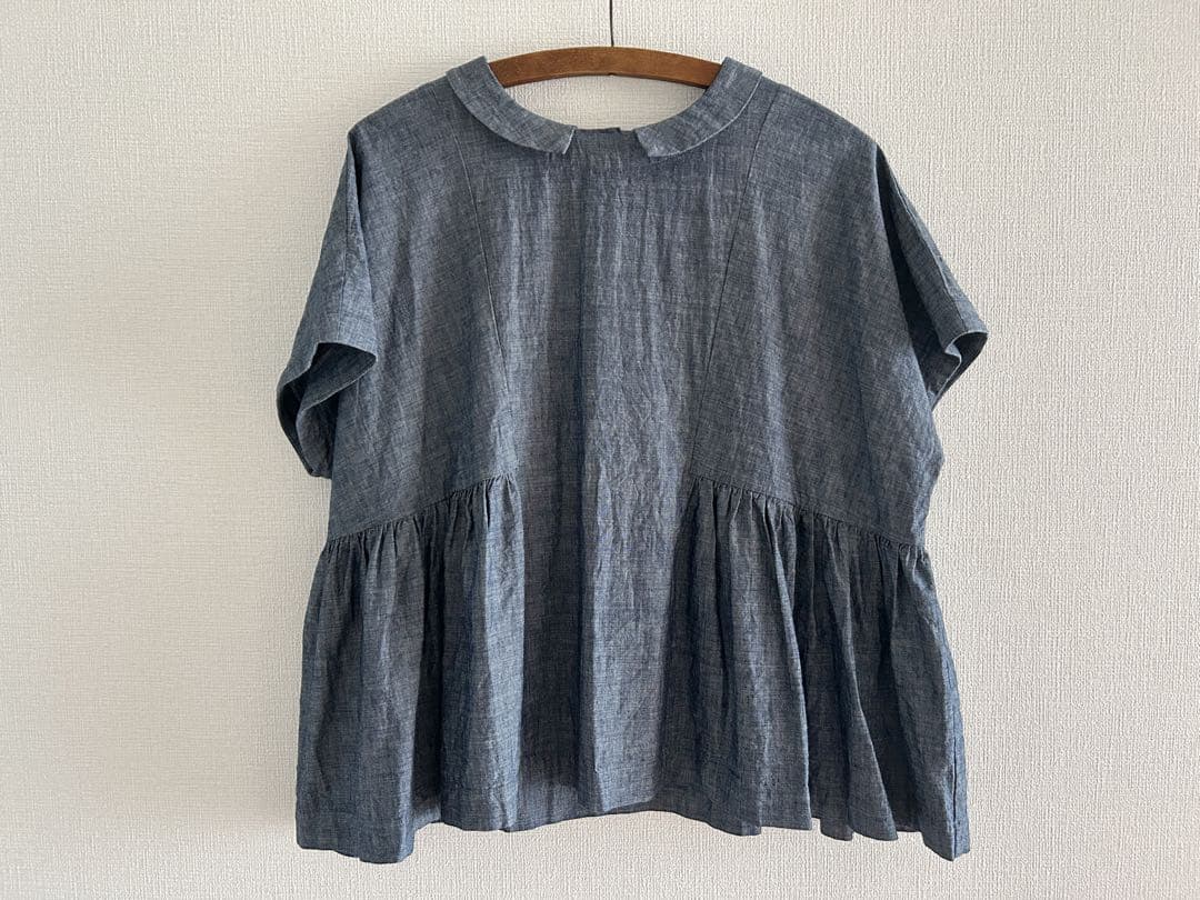 MAGALIマガリ コットンドビー・ウエストギャザープルオーバー