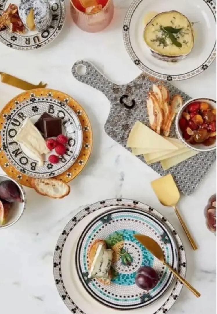 アンソロポロジー イニシャル入チーズボード モノグラム