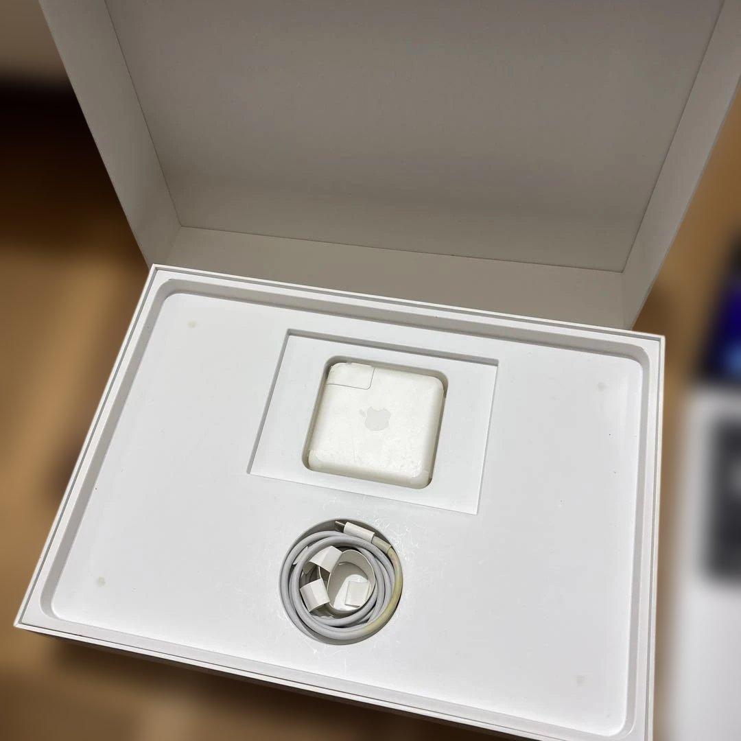 【16GB/512GB】MacBook Pro 2016 TouchBar 箱付