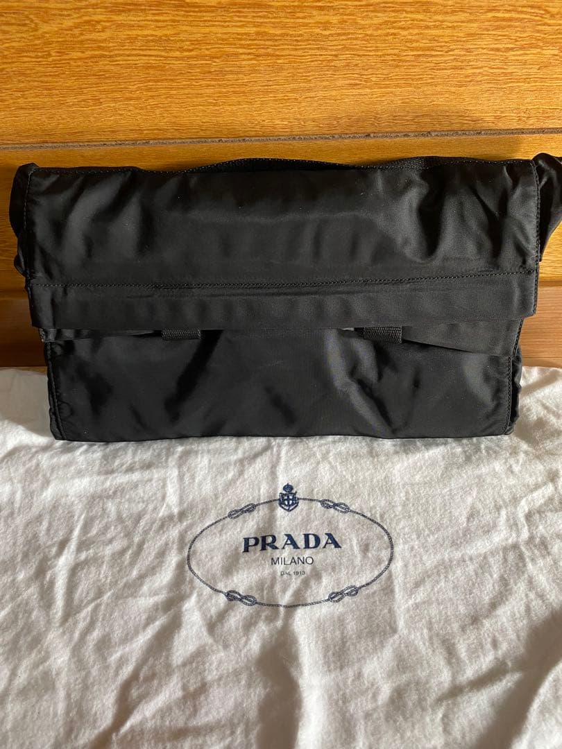 【希少⭐️入手困難】PRADA ショッピングカート　旅行バック　便利なキャリー付き