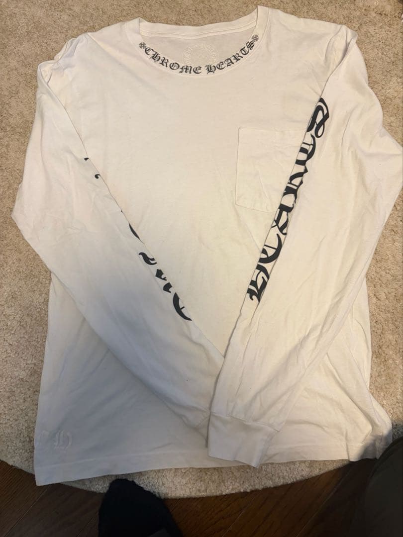 CHROME HEARTS | クロムハーツ Neck Logo Tee