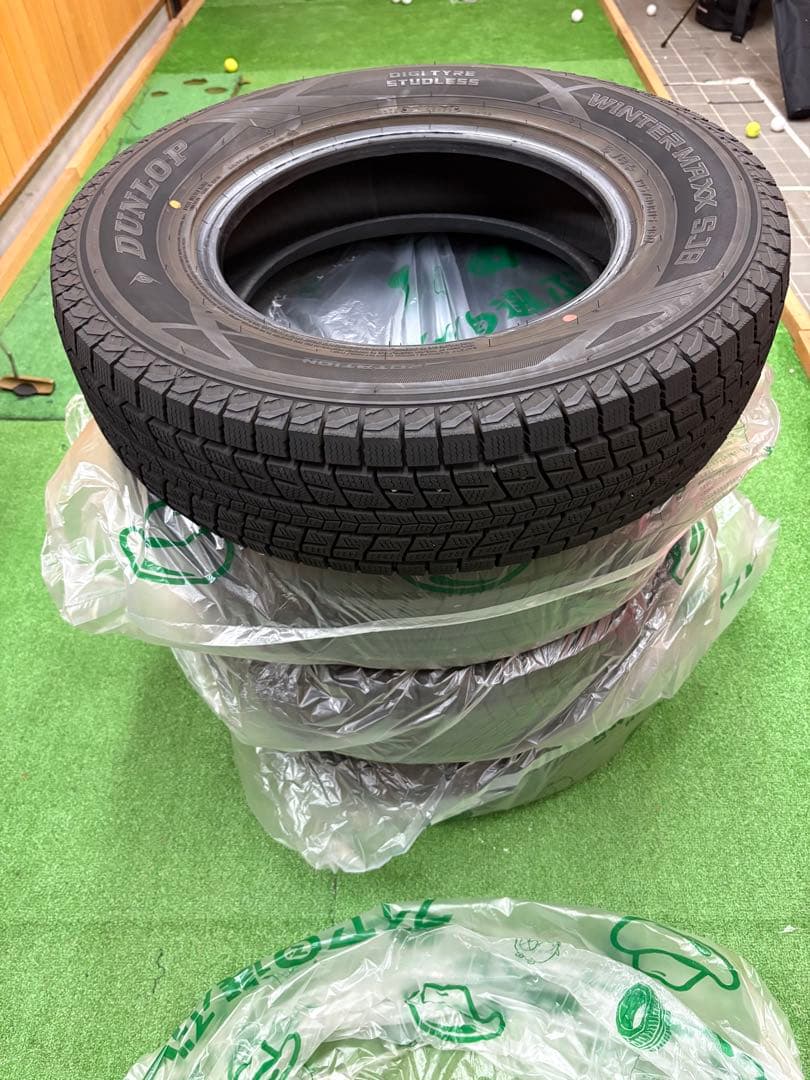 DUNLOP ウィンターマックスsj8 195/80R15 スタッドレスタイヤ