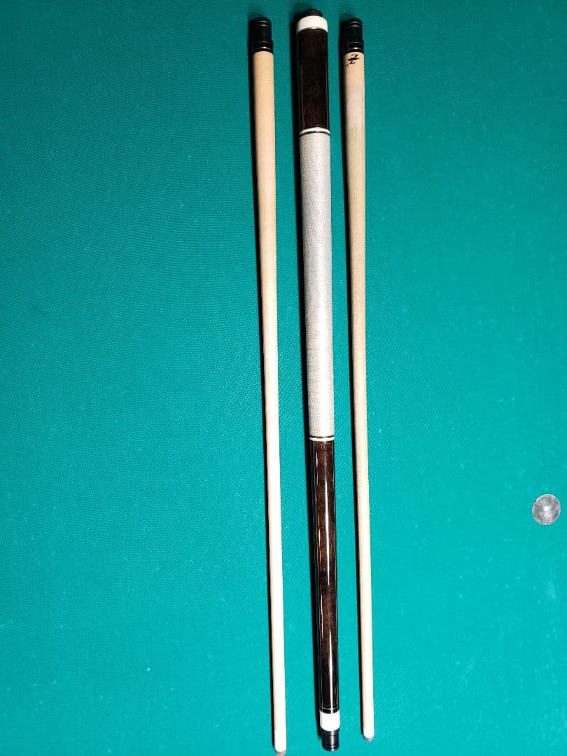 ビリヤードキュー 2本シャフト付き