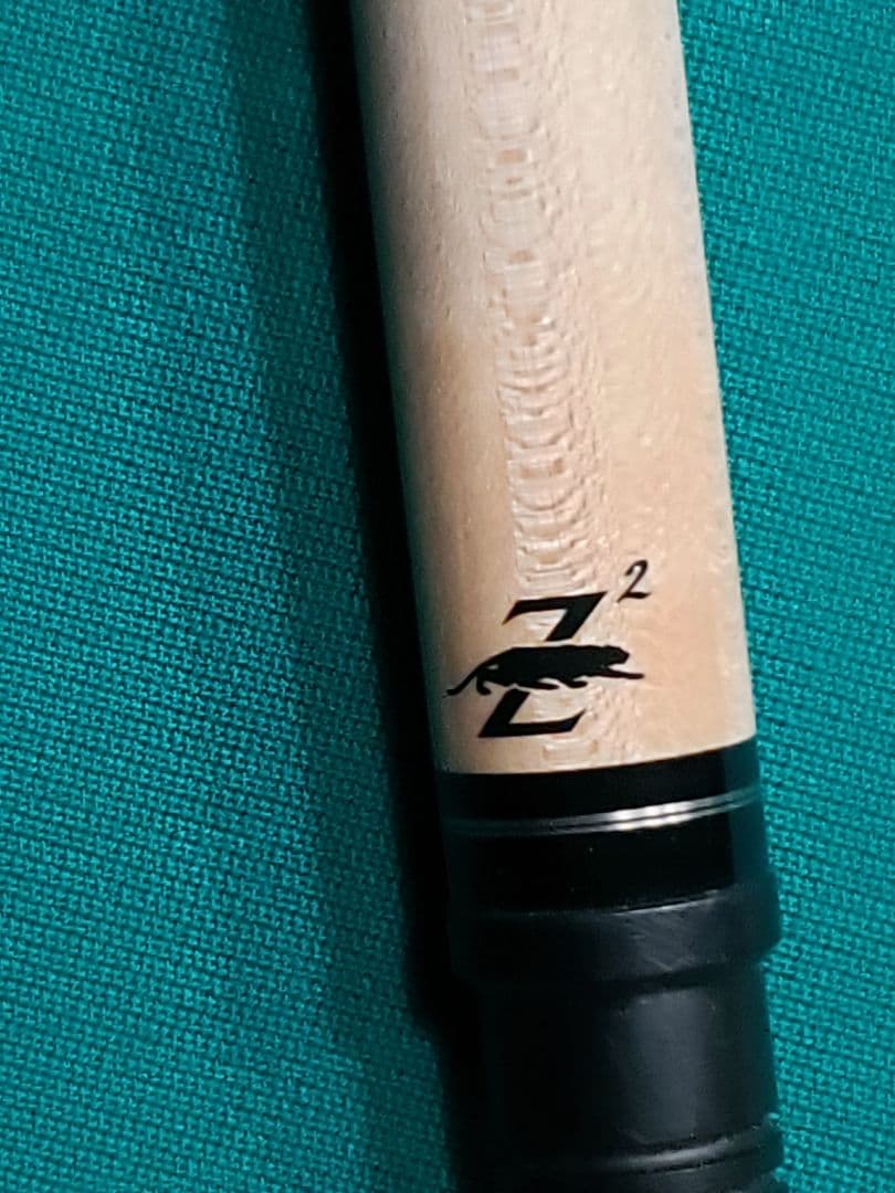 ビリヤードキュー 2本シャフト付き