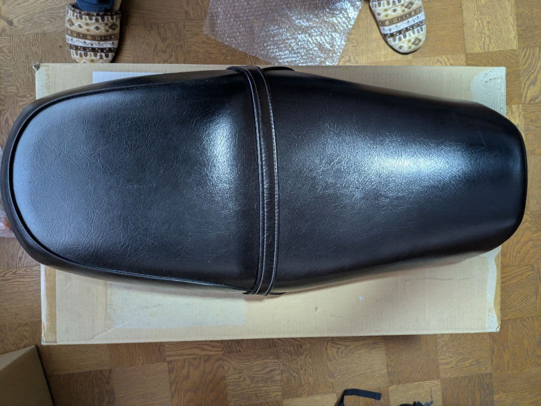 CB1100純正シート（2012年式より取り外し）