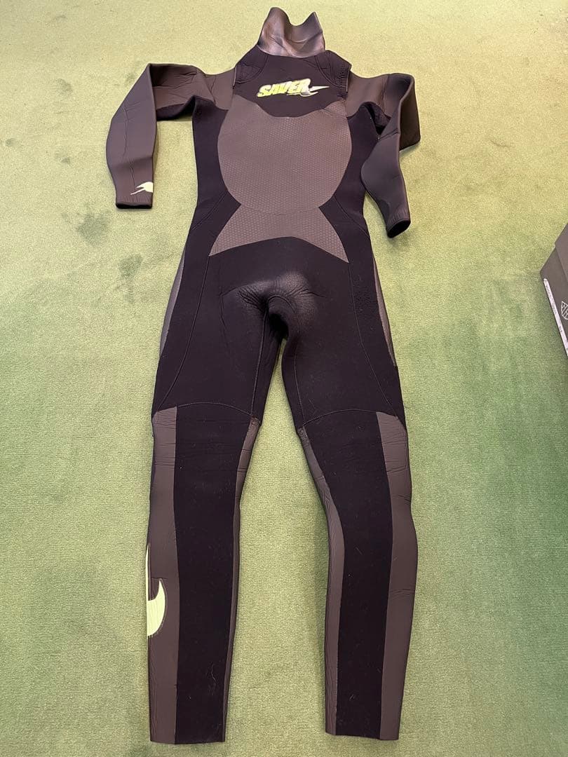 セイバークロス　ウェットスーツ　セミドライ