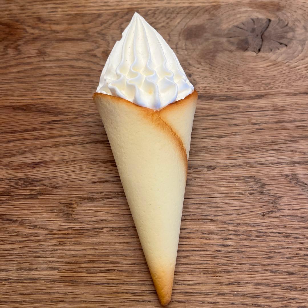 クレミア　ミニソフトクリーム置物