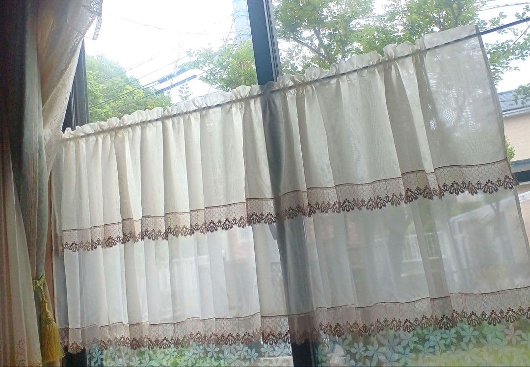 カフェカーテン【ぽっゆ様オーダー品　ボイル&チュールレース2枚重ねデザイン】