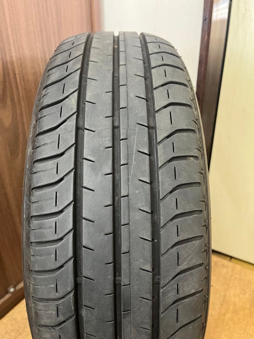『basser.vol.1』ブリヂストン中古夏タイヤ 185/60R15