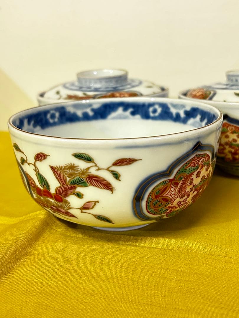 最終処分価格　明治 長春冨貴 伊万里焼 金彩染付 蓋付中鉢 ３客