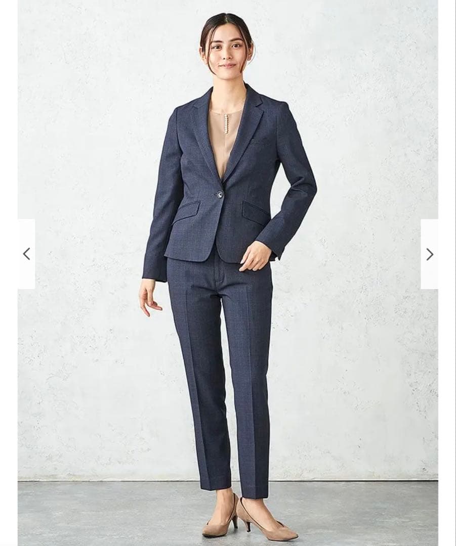 大幅値下げ！匿名発送★1回のみ着用！洗える ネイビーチェックパンツスーツ 11号