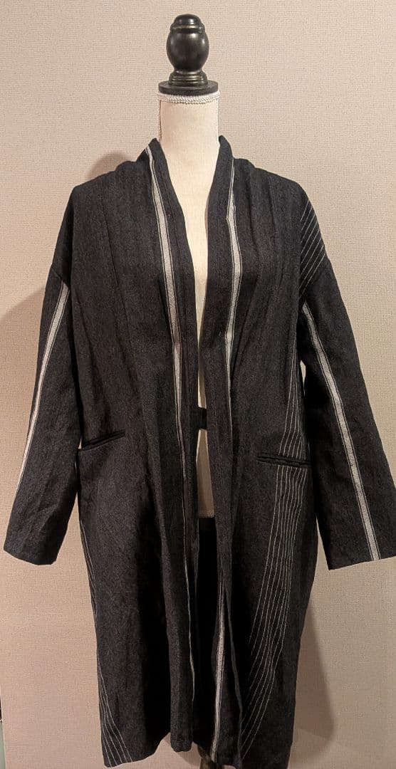 ま*ゆ様 パドカレ ライン入りウールリネン交織リファイン コート グレー
