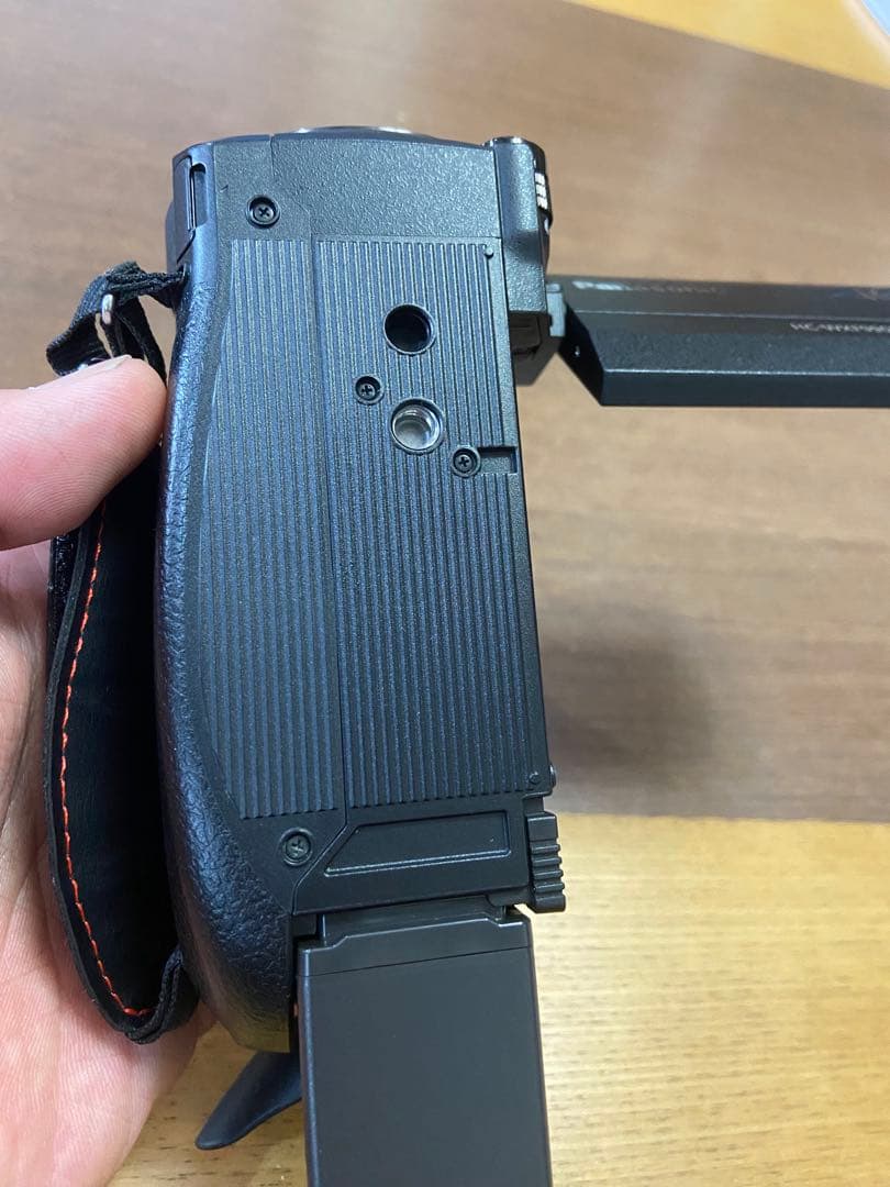 Panasonic 4K ビデオカメラ　HC-WXF990M 中古美品