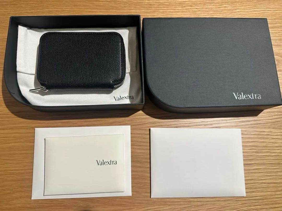 valextra ウォレット　黒　財布　ケース