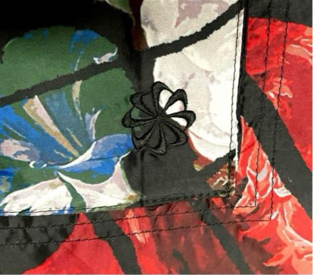 【美品】即完売 NIKE NSW フローラル ポンチョ 総柄 TECH PACK