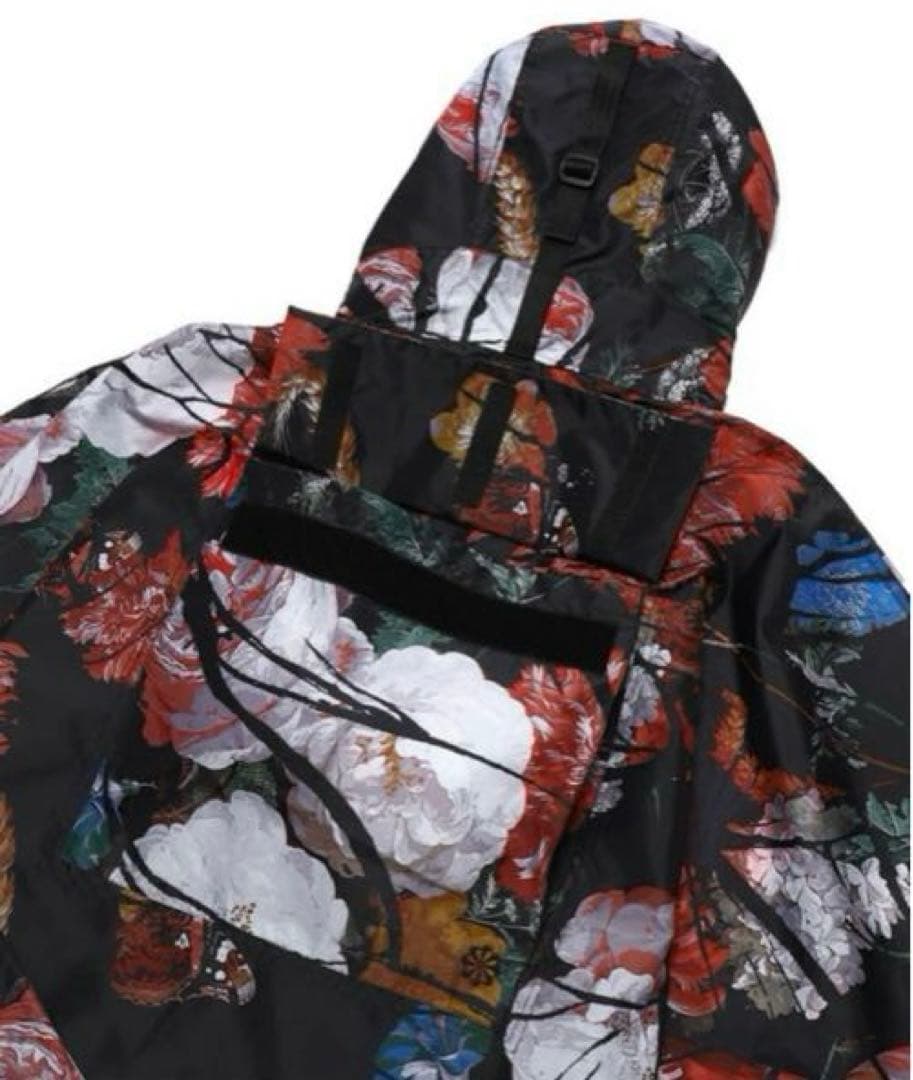 【美品】即完売 NIKE NSW フローラル ポンチョ 総柄 TECH PACK