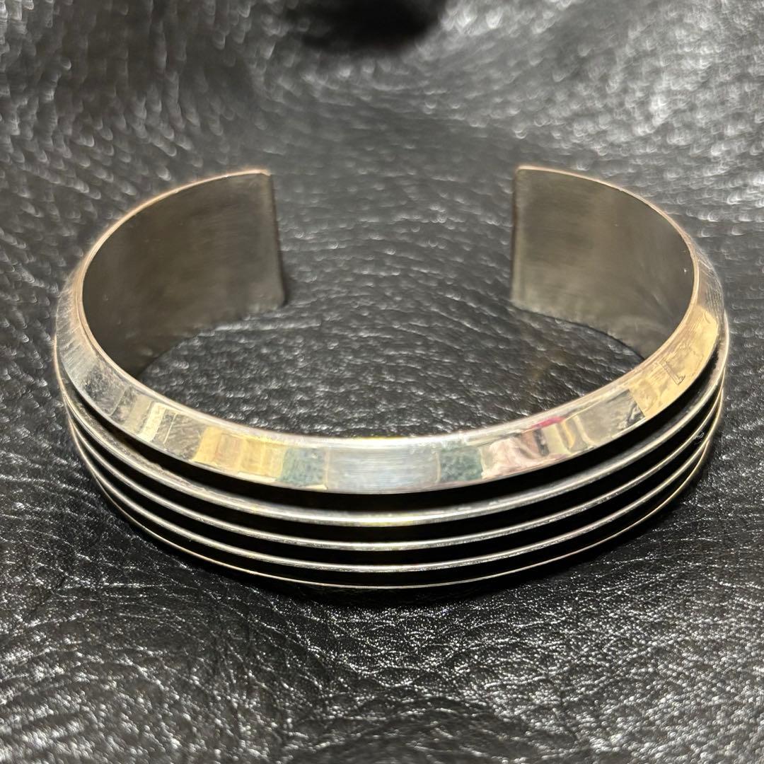 TOM HAWK 3ライン　バングル