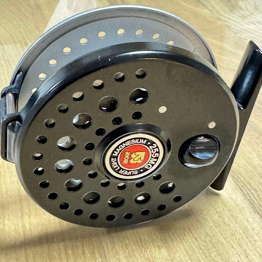 RYOBI 255MG フライリール