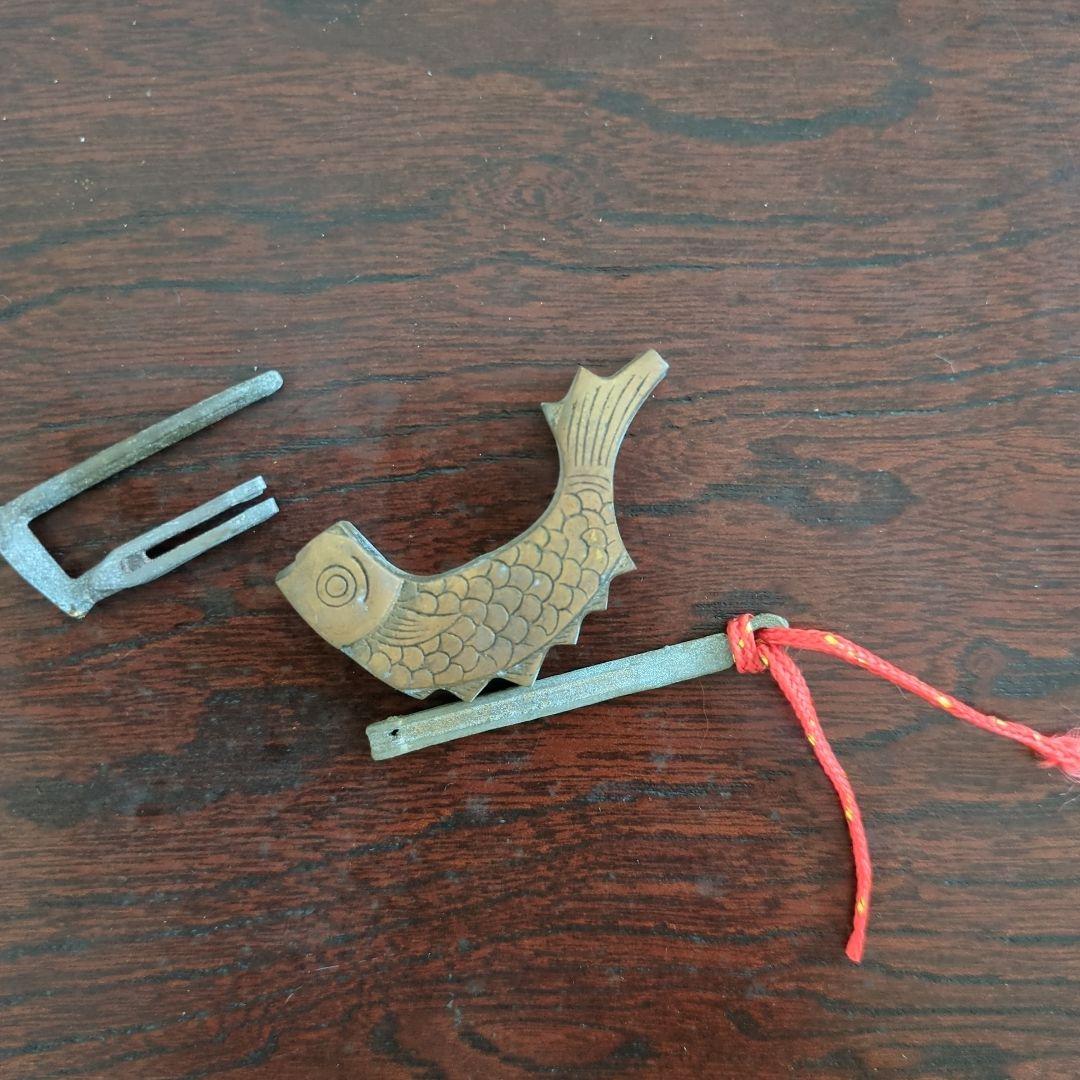 レトロ 李朝家具 李朝 真鍮金具 魚型錠前 バンダジ 箪笥 キャビネット