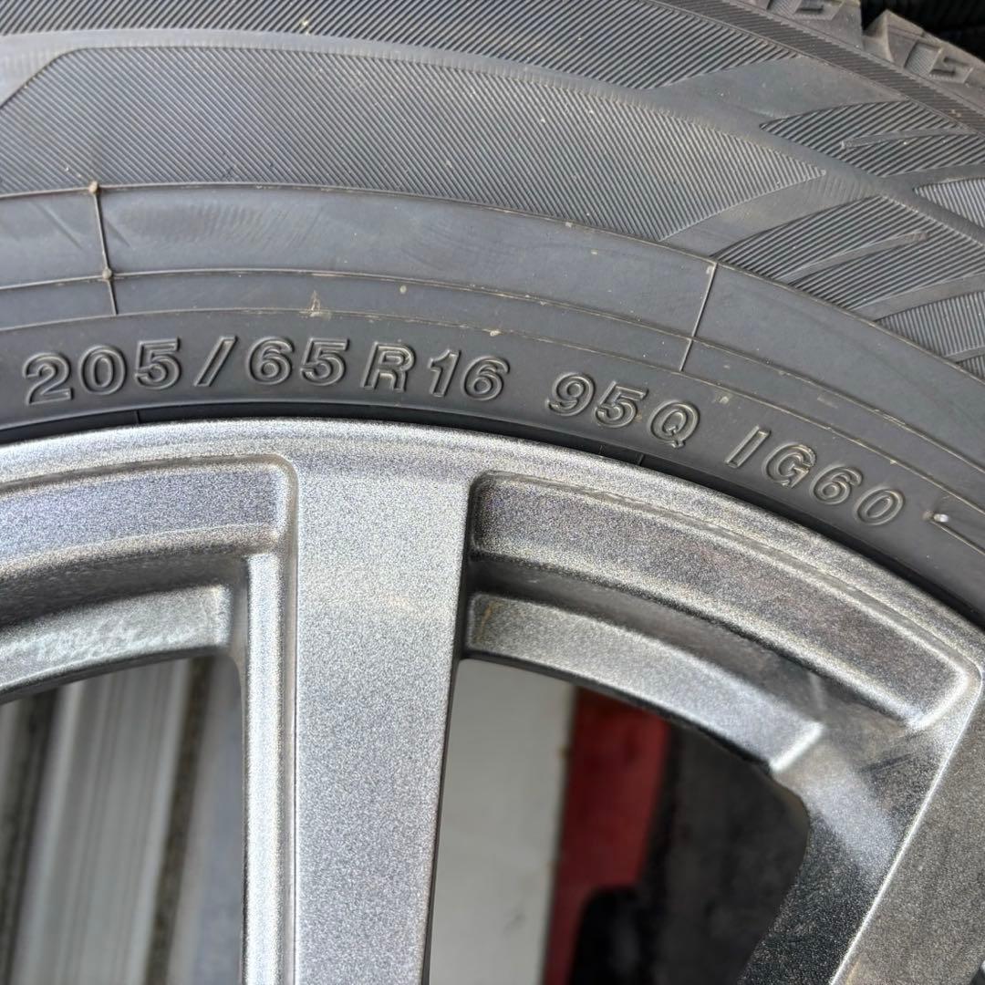 205/65R16 YOKOHAMA iceGUARD60 スタッドレス タイヤ