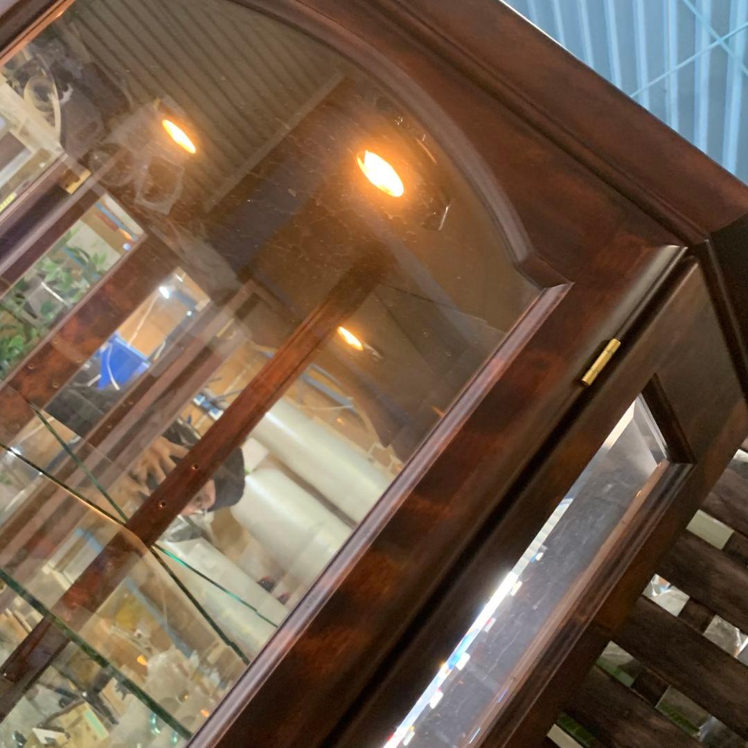 I220\" コーナー ガラスキャビネット アコード ブラウン