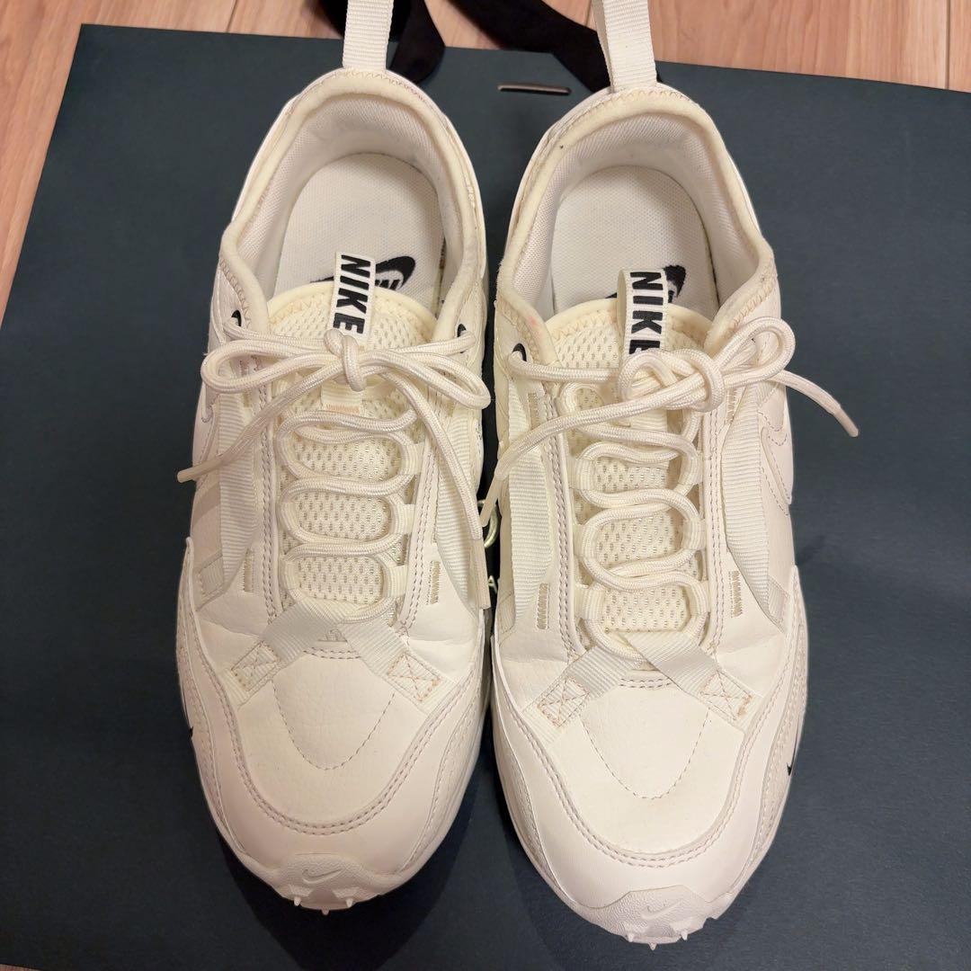 NIKE ナイキ 厚底TC7900 Y2K ダッドスニーカー ホワイト