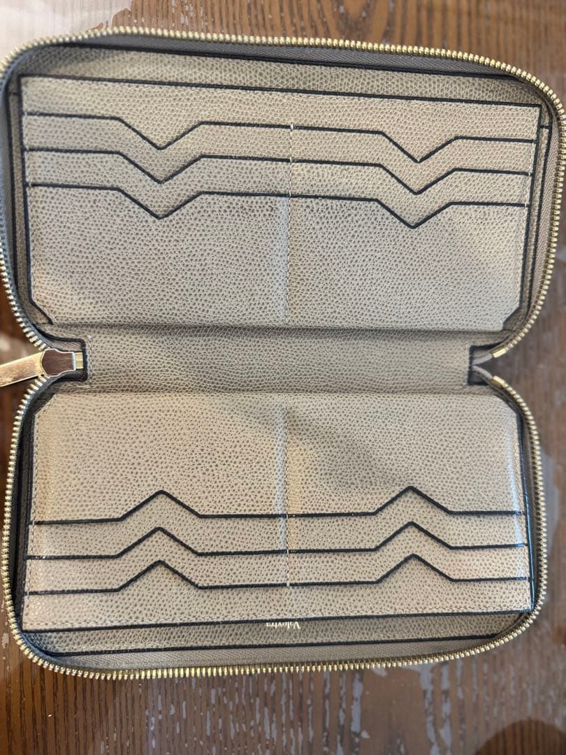 チ*ー様 Valextra 長財布 ウォレット