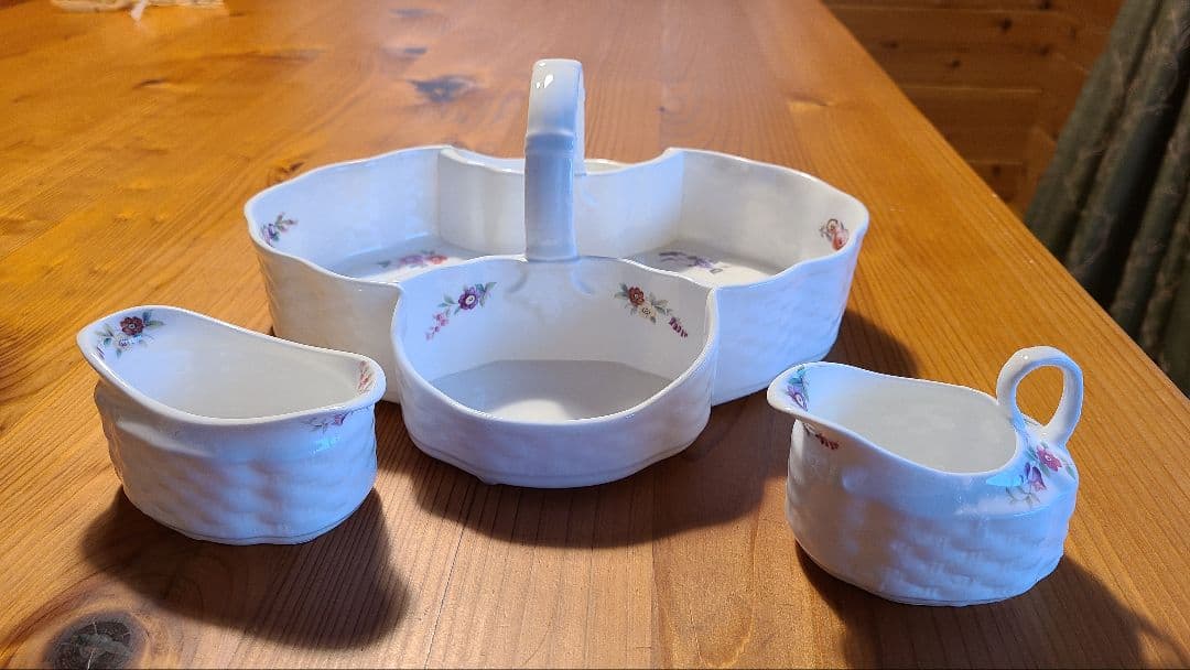 フラワーバスケット 3点セット Coalport コールポート