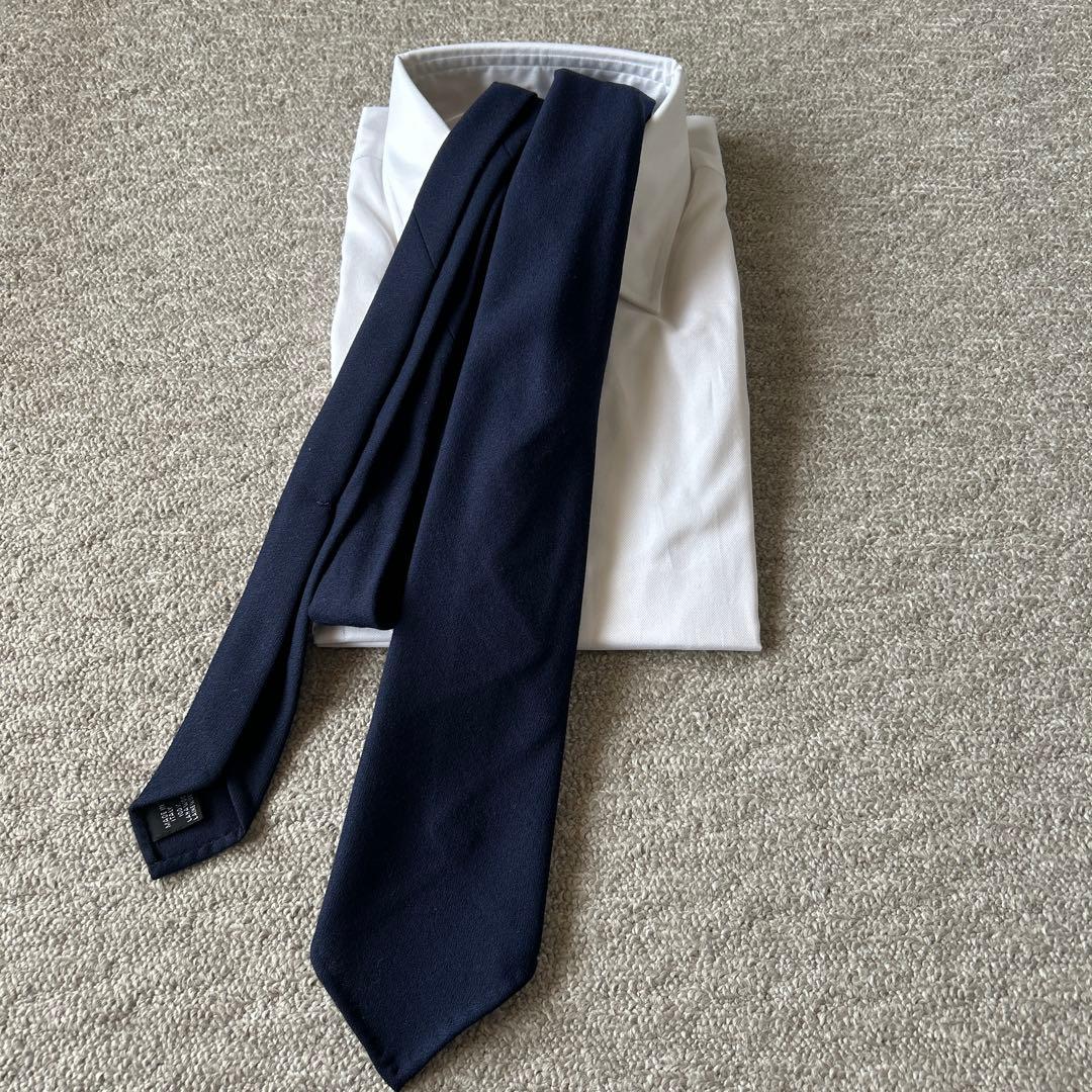 アットヴァンヌッチ ソリッド セッテピエゲ ネイビー ネクタイ