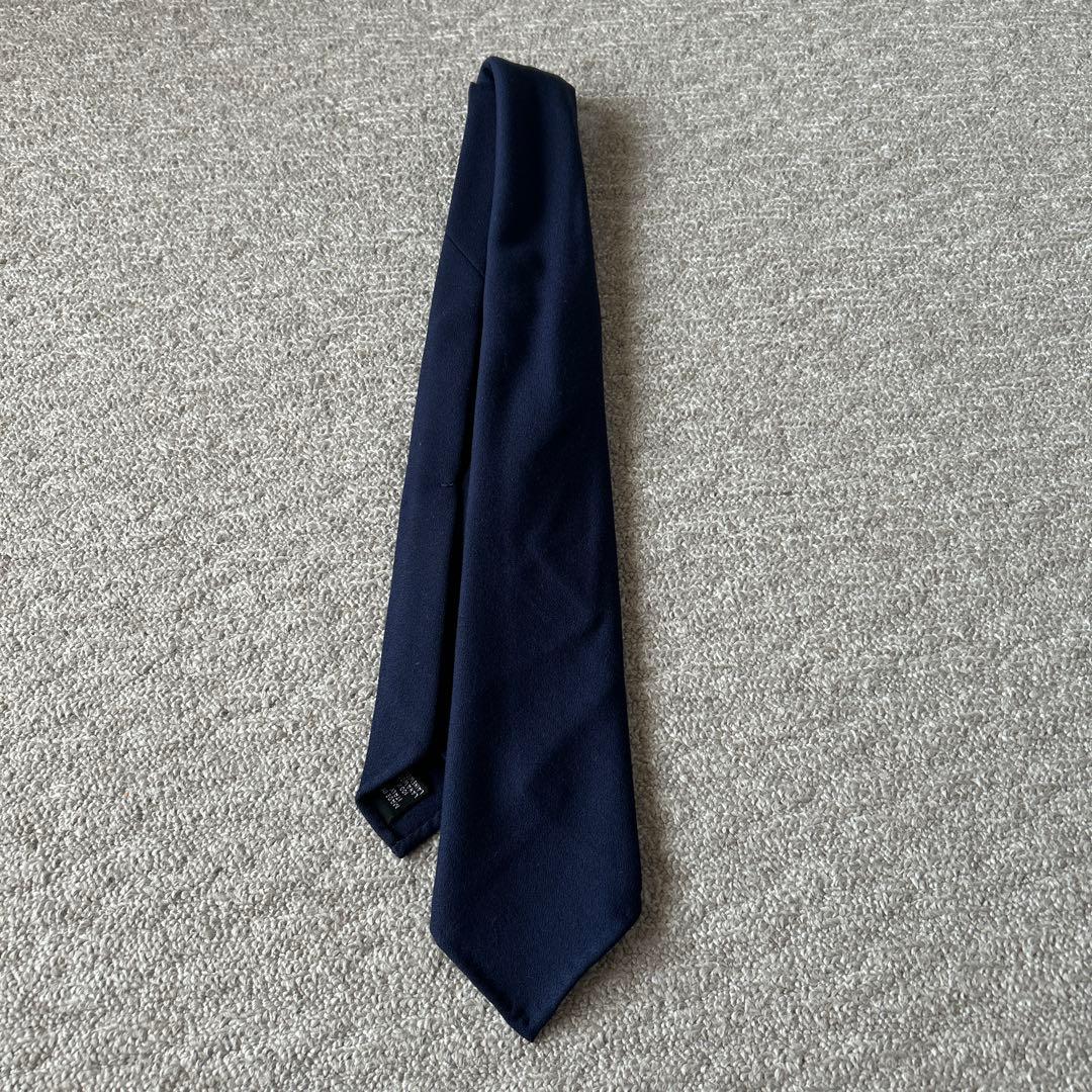 アットヴァンヌッチ ソリッド セッテピエゲ ネイビー ネクタイ