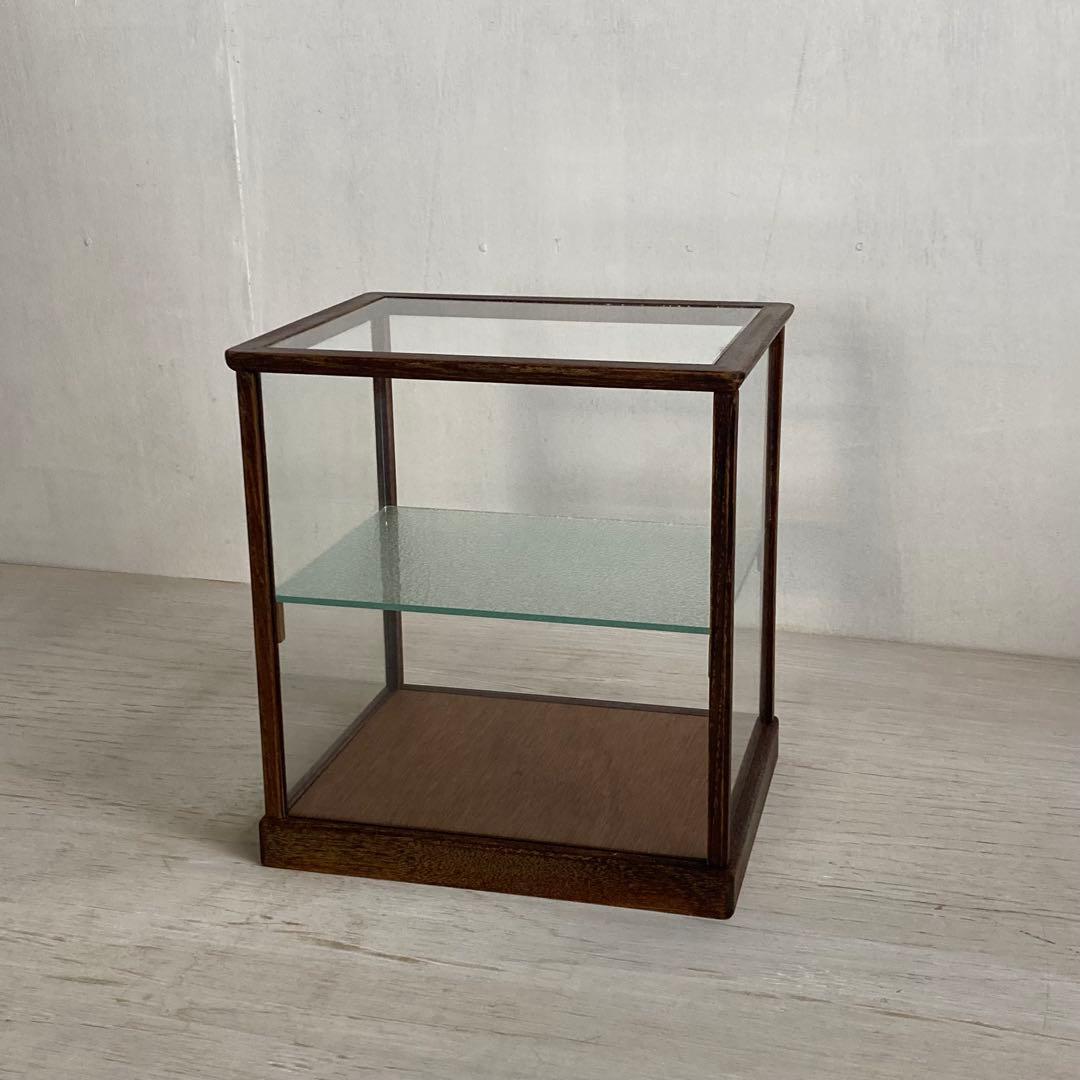 古い木製 小振り ガラスケース 2段 卓上ショーケース 扉なし