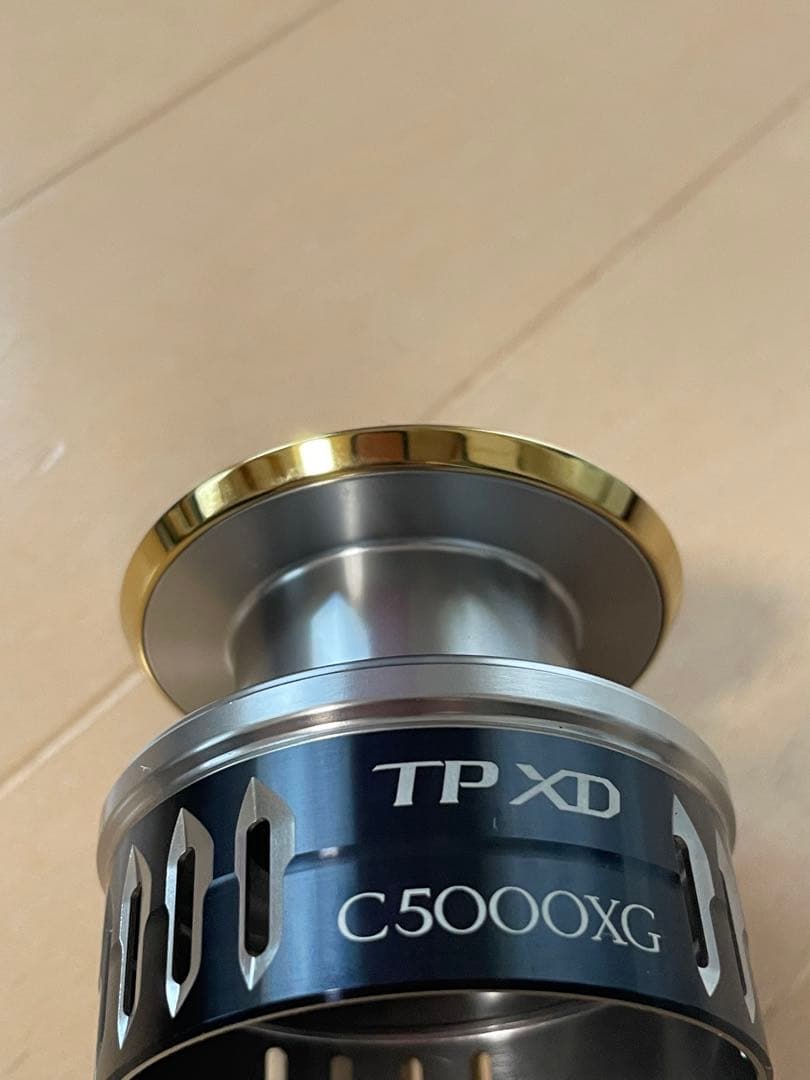 シマノ 17ツインパワーXD C5000XG スプール スプールカバー付き　美品