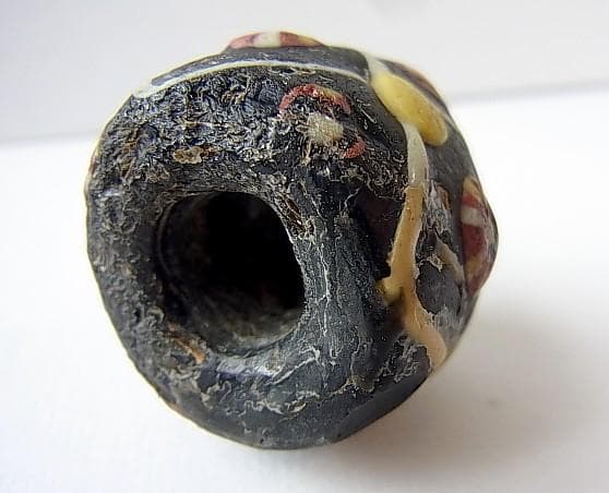 ★K0506★古代とんぼ玉 (A54)　北欧　バイキング　特大　ガラスビーズ