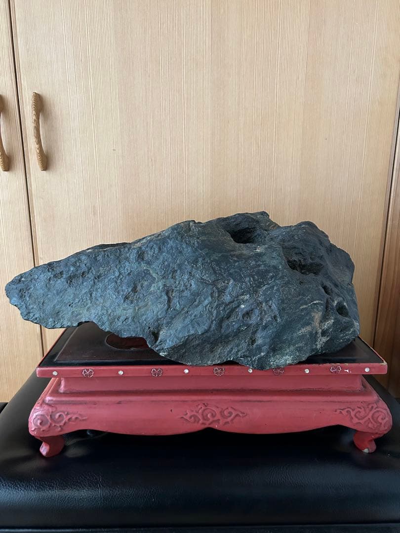 大型　神居古潭石　うぶ石　溜まり有り　重さ約１６kg