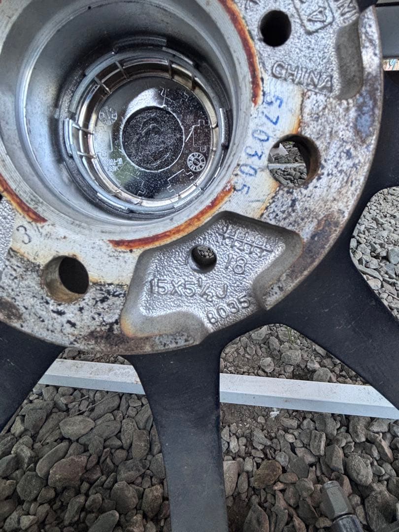 日産ノートe-POWER スタッドレスホイール4本セット185/65/R15