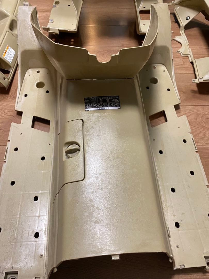 希少　ホンダ　フュージョン　アニバーサリー限定モデル　ベージュ　インナーカウル